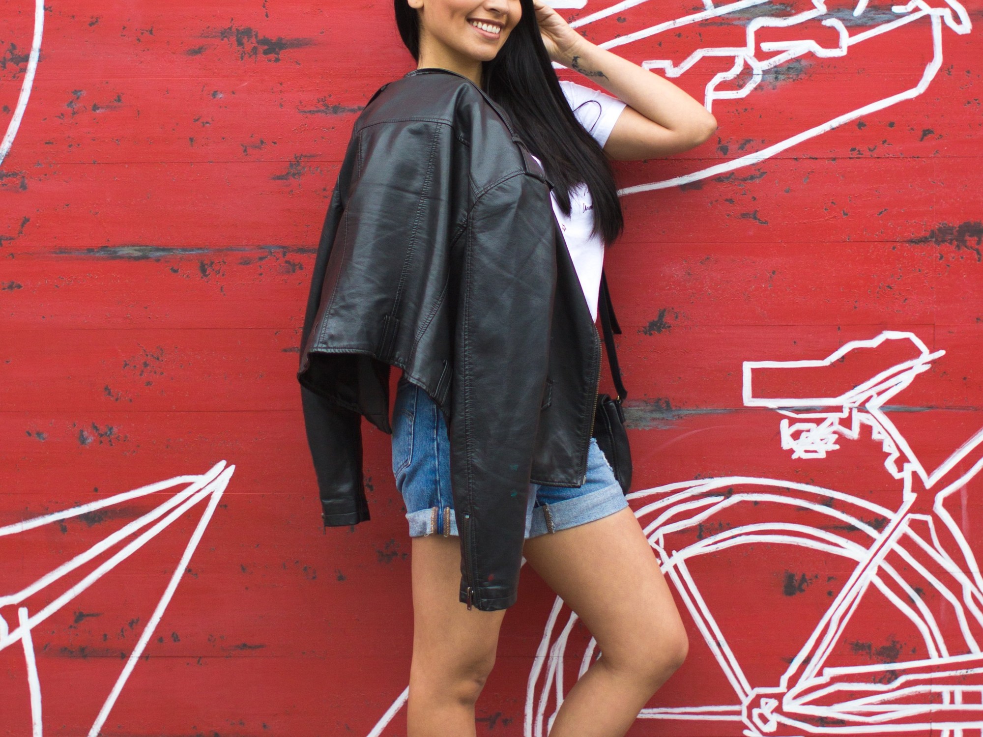 claudia, blogger, claudiaonthego, happy, lifestyle, writer, media